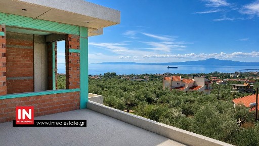 Μονοκατοικία, 210τ. μ.