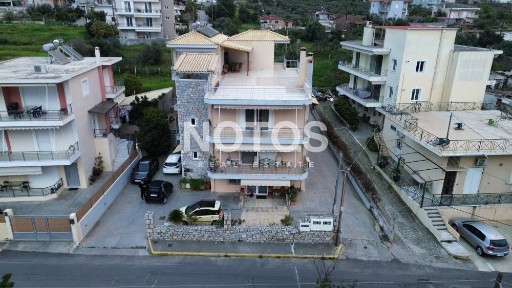 Συγκρότημα διαμερισμάτων, 550τ. μ.