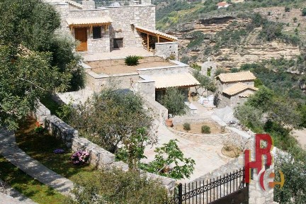 Μονοκατοικία, 470τ. μ.