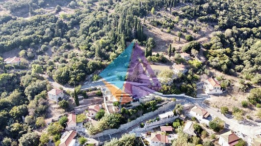 Μονοκατοικία, 290τ. μ.