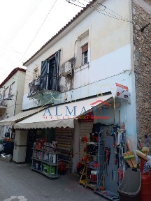 Μονοκατοικία, 300τ. μ.
