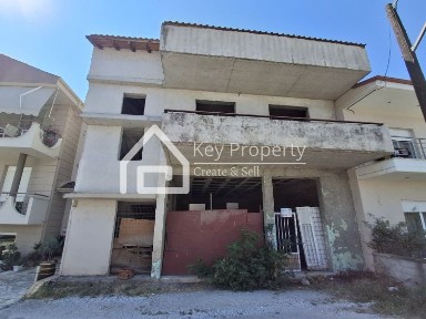 Κτίριο, 210τ. μ.