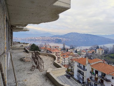 Συγκρότημα διαμερισμάτων, 125τ. μ.