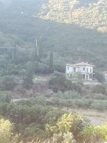 Μονοκατοικία, 211τ. μ.