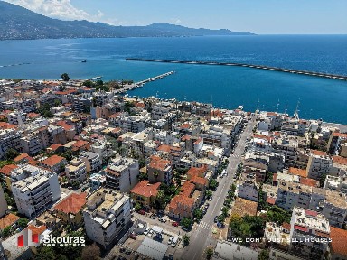Μονοκατοικία, 814τ. μ.