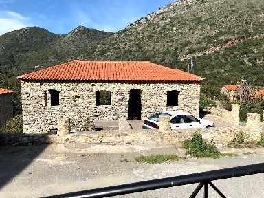 Μονοκατοικία, 160τ. μ.