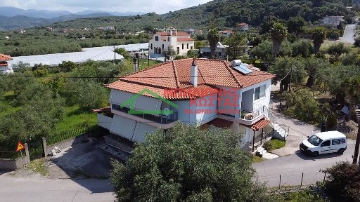 Διαμέρισμα, 127τ. μ.