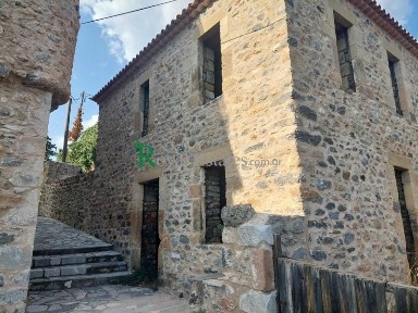 Μονοκατοικία, 80τ. μ.