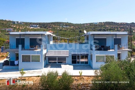 Μονοκατοικία, 237τ. μ.