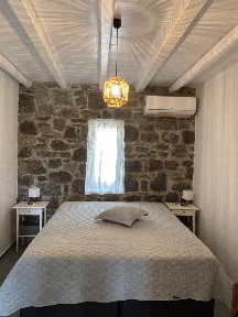 Μονοκατοικία, 90τ. μ.