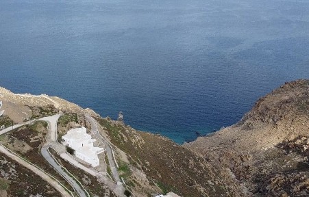Συγκρότημα διαμερισμάτων, 900τ. μ.