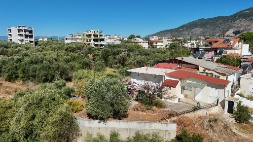 Μονοκατοικία, 75τ. μ.