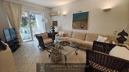 Κέντρο, Βουλιαγμένη (Αθήνα - Νότια Προάστια)
