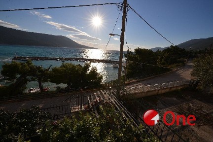 Μονοκατοικία, 280τ. μ.