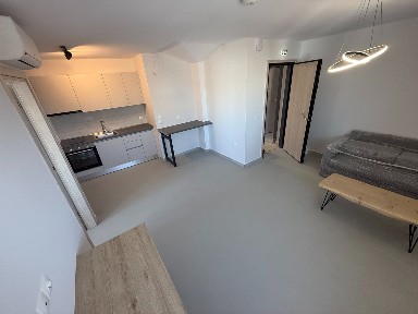 Studio / Γκαρσονιέρα, 50τ. μ.