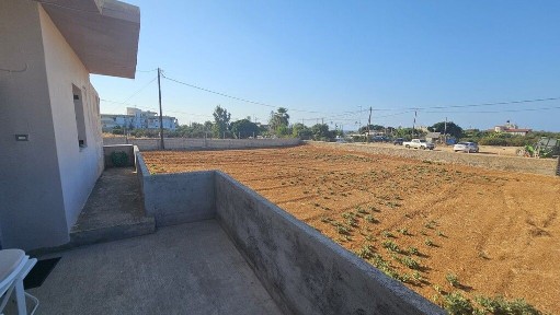 Μονοκατοικία, 105τ. μ.