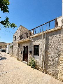 Μονοκατοικία, 160τ. μ.
