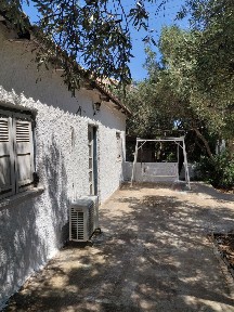 Μονοκατοικία, 70τ. μ.