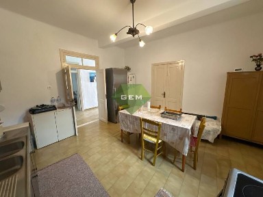 Μονοκατοικία, 225τ. μ.