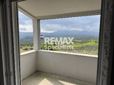 Μονοκατοικία, 118τ. μ.