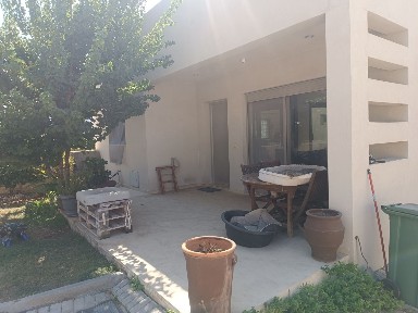 Μονοκατοικία, 260τ. μ.