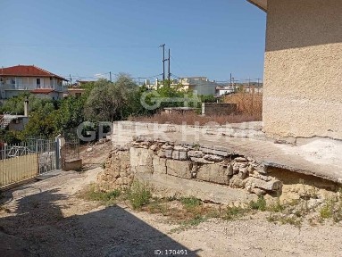 Μονοκατοικία, 60τ. μ.