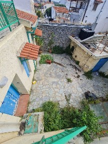 Μονοκατοικία, 100τ. μ.