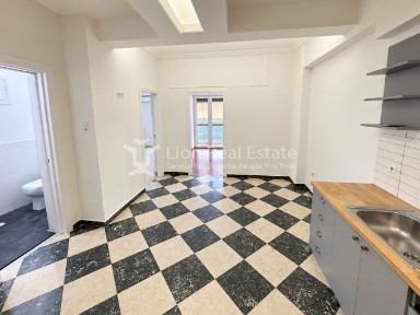 Πολυτεχνείο, Εξάρχεια - Νεάπολη (Αθήνα - Κέντρο), Στουρνάρη 35, 106 82, Αθήνα