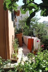Μονοκατοικία, 90τ. μ.