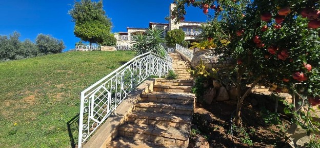 Κέντρο, Ερέτρια (Εύβοια)