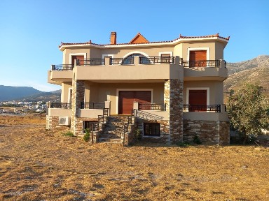Βίλα, 360τ. μ.