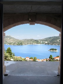 Λοιπές κατηγορίες, 1249τ. μ.