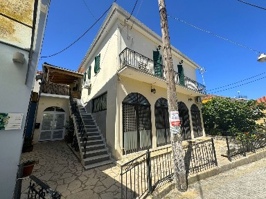 Συγκρότημα διαμερισμάτων, 433τ. μ.