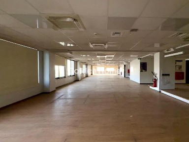 Γραφείο, 830τ. μ.