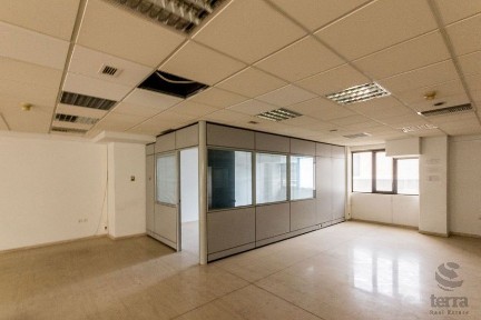 Γραφείο, 2200τ. μ.