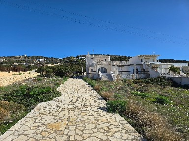 Μονοκατοικία, 100τ. μ.