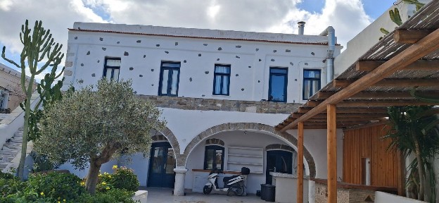 Παροικιά, Πάρος (Κυκλάδες), Λοχαγού Κορτιανού, Παροικιά 84400