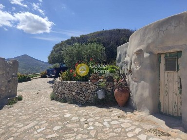 Λεύκες, Πάρος (Κυκλάδες)
