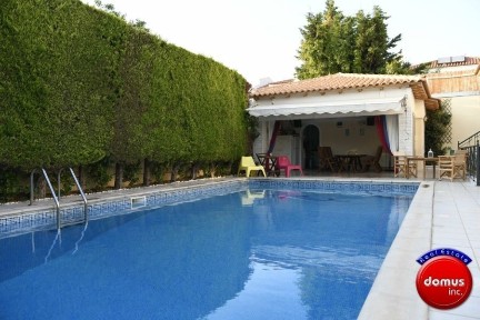 Μονοκατοικία, 567τ. μ.