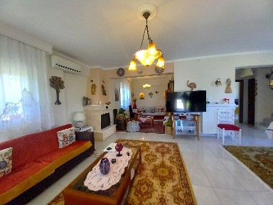 Μονοκατοικία, 105τ. μ.