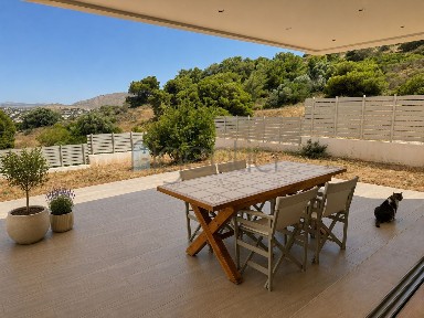 Μονοκατοικία, 350τ. μ.
