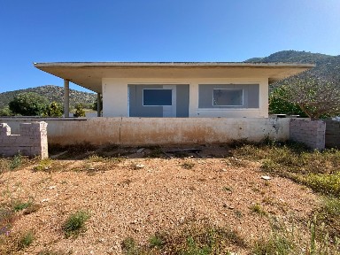 Μονοκατοικία, 185τ. μ.