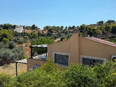 Μονοκατοικία, 90τ. μ.