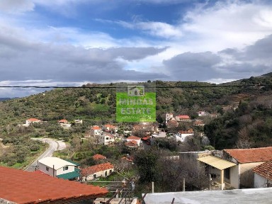 Κτίριο, 80τ. μ.