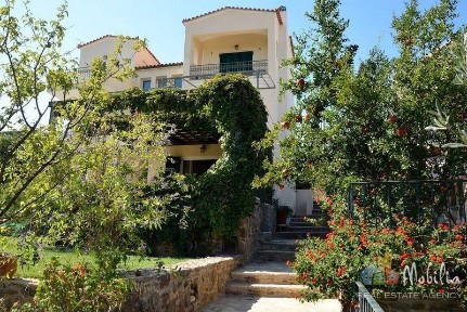 Μονοκατοικία, 280τ. μ.