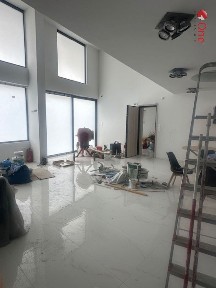 Μονοκατοικία, 275τ. μ.