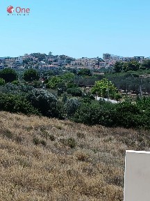Κτίριο, 400τ. μ.