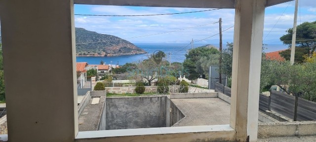 Μονοκατοικία, 300τ. μ.