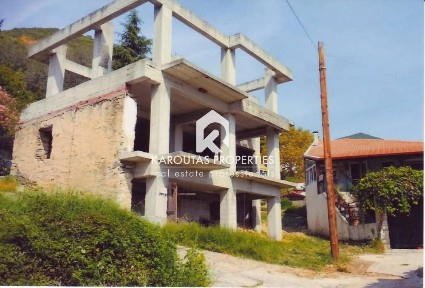 Μονοκατοικία, 240τ. μ.