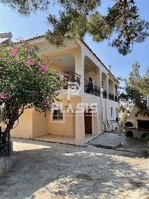 Κτίριο, 361τ. μ.